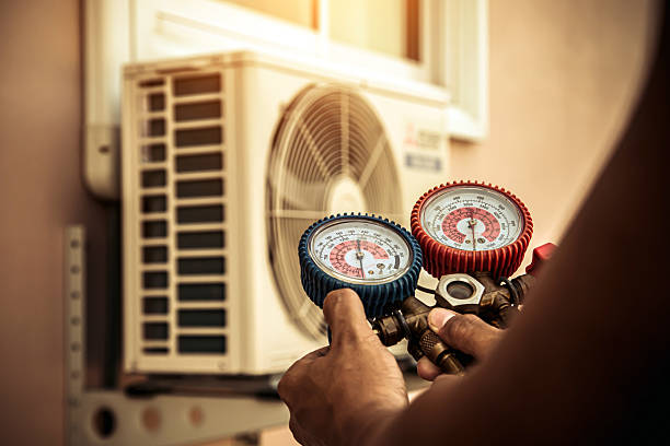Professional Hvac technician working in New Freeport, PA